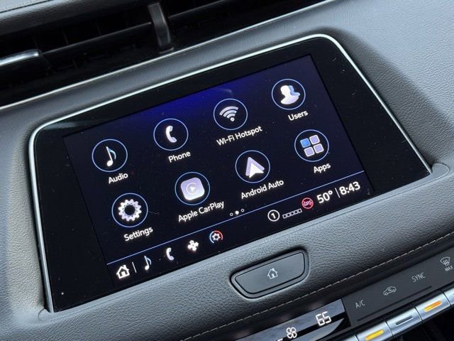 Used 2022 Cadillac XT4 Luxury w/ Cold Weather Package image 13