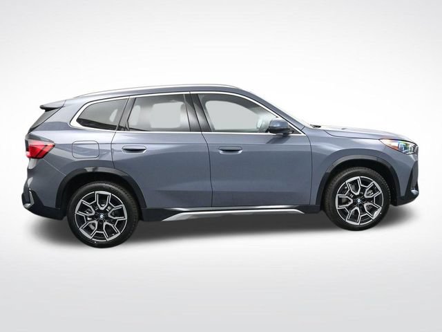 New 2026 BMW X1 xDrive28i w/ Technology Package AWD/4WD image 3