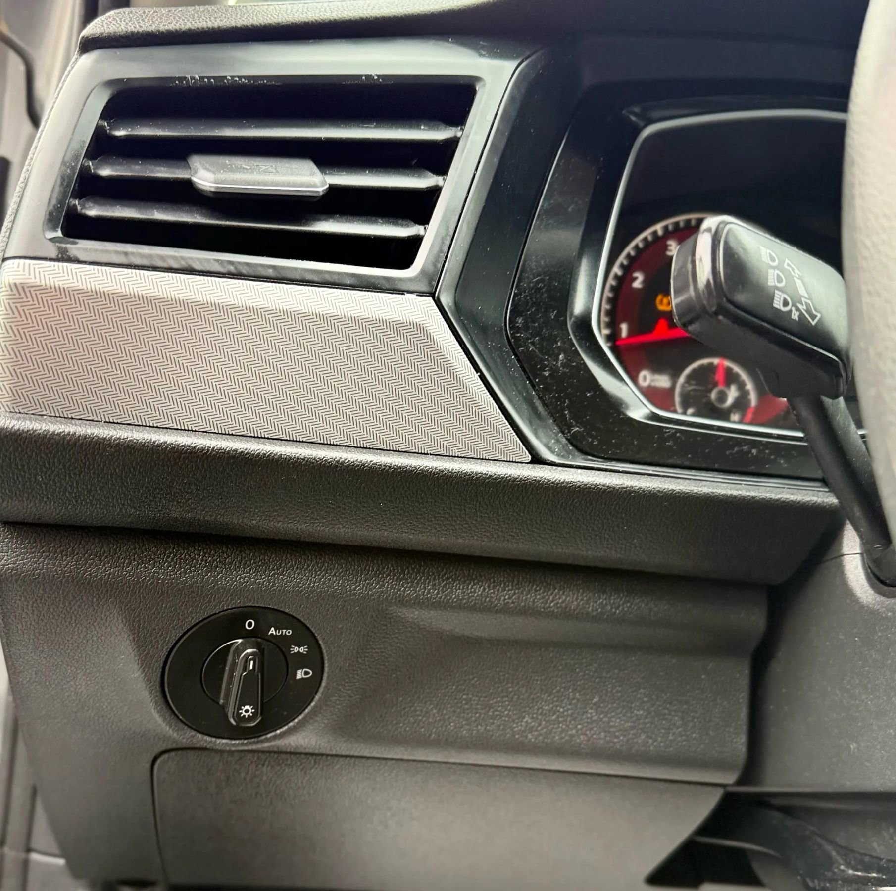 Used 2019 Volkswagen Jetta S w/ Driver Assistance Package FWD image 21