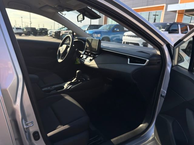 Used 2025 Toyota Corolla LE FWD image 27