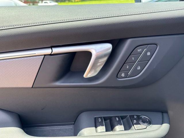 Used 2026 Buick Enclave Sport Touring w/ Power Package FWD image 15
