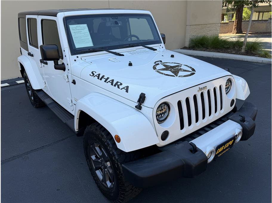 Used 2015 Jeep Wrangler Unlimited Sahara w/ Connectivity Group AWD/4WD image 29