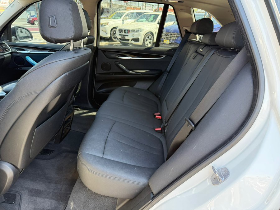 Used 2016 BMW X5 xDrive35i AWD/4WD image 9
