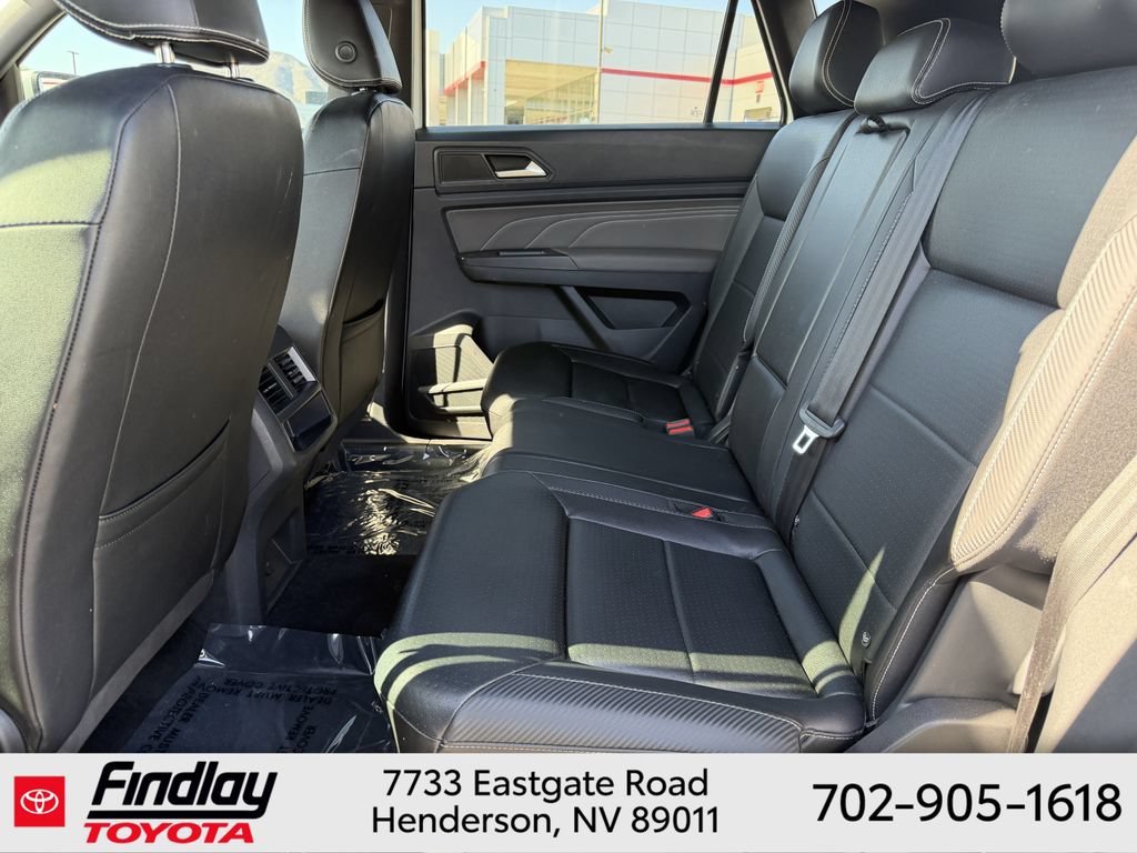 Used 2023 Volkswagen Atlas Cross Sport SE FWD image 7