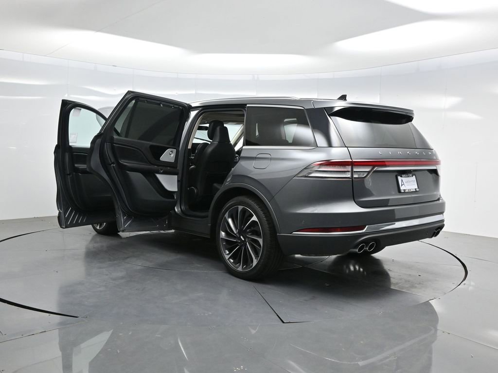 Used 2023 Lincoln Aviator Reserve w/ Equipment Group 201A AWD/4WD image 42