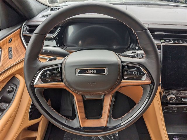 New 2025 Jeep Grand Cherokee L Summit image 17