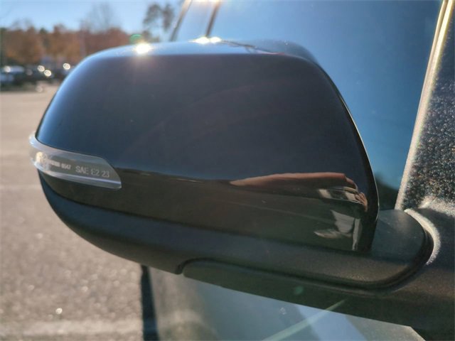 Used 2024 Chevrolet Traverse Z71 image 12