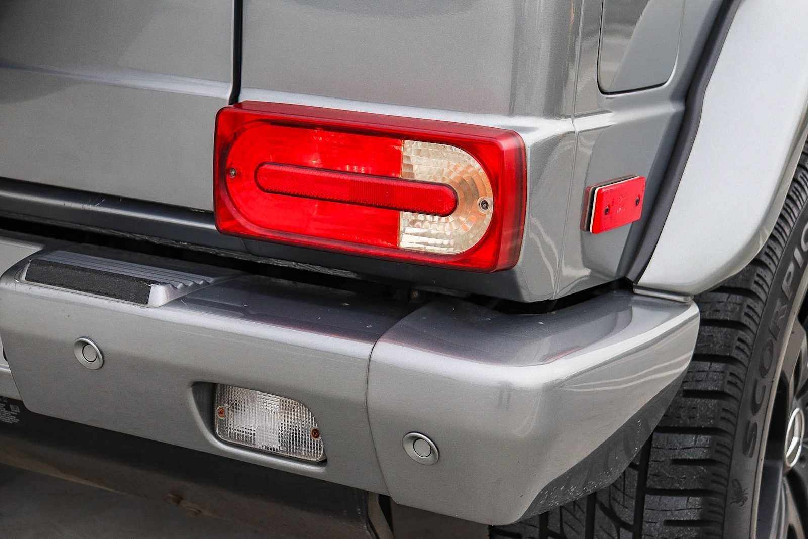 Used 2016 Mercedes-Benz G 550 image 10