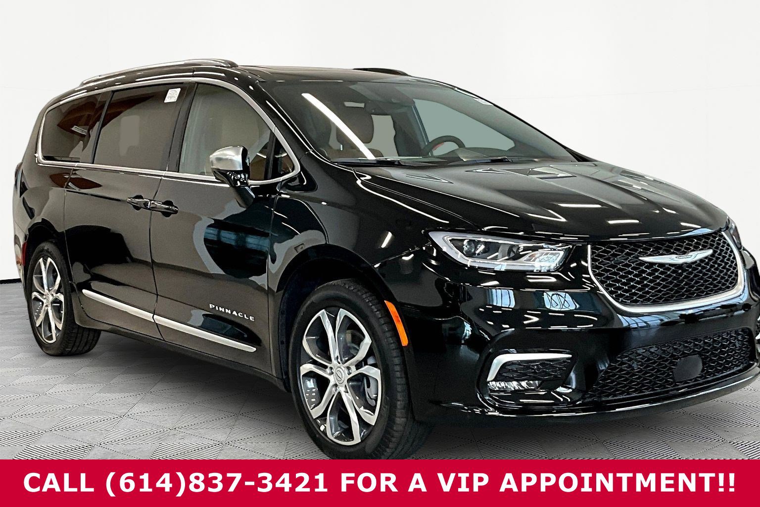 New 2026 Chrysler Pacifica Pinnacle w/ Trailer Tow Group image 2