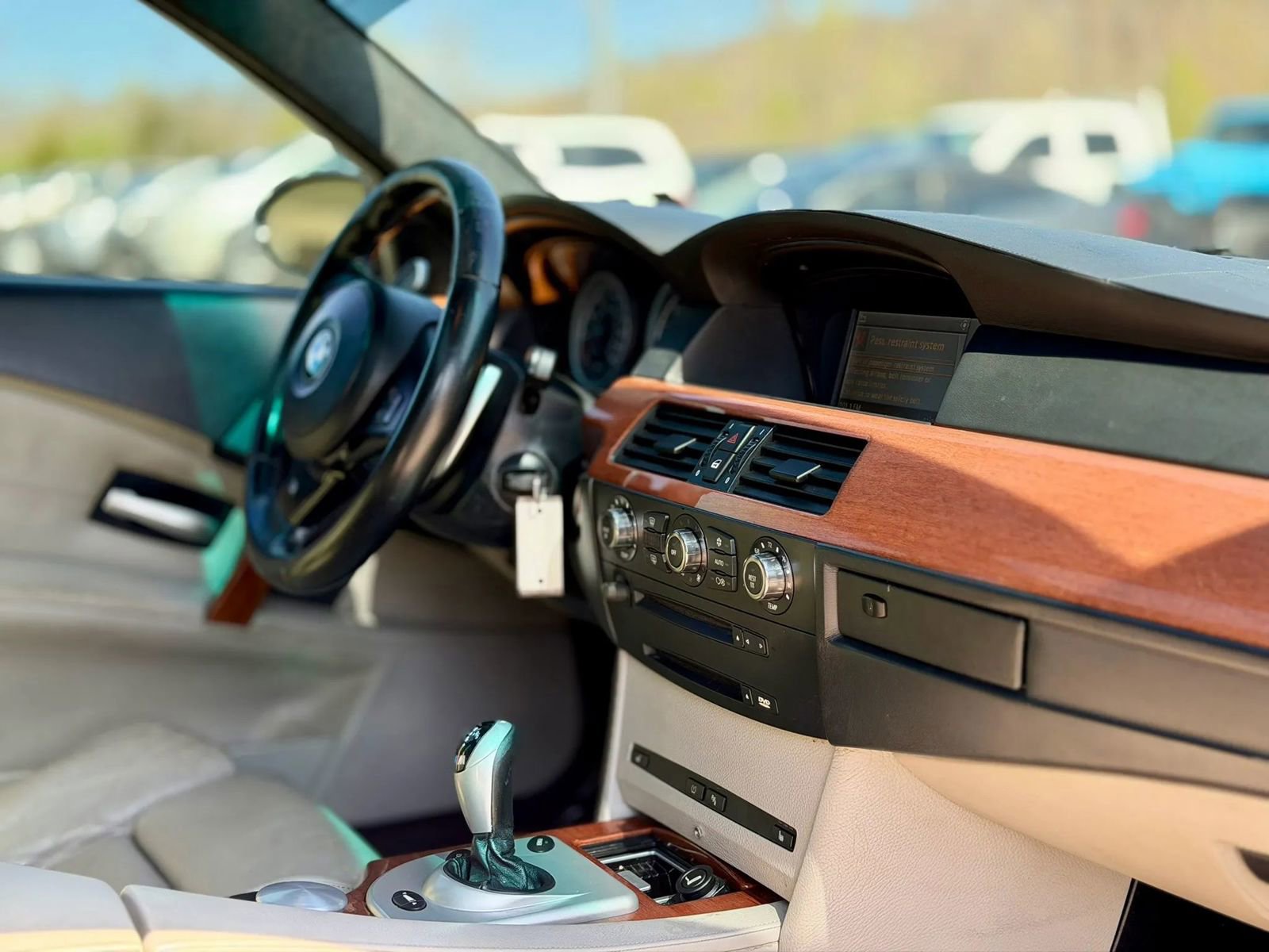 Used 2006 BMW M5 image 17