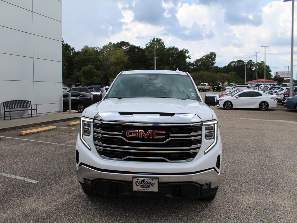 Used 2025 GMC Sierra 1500 SLT AWD/4WD image 6