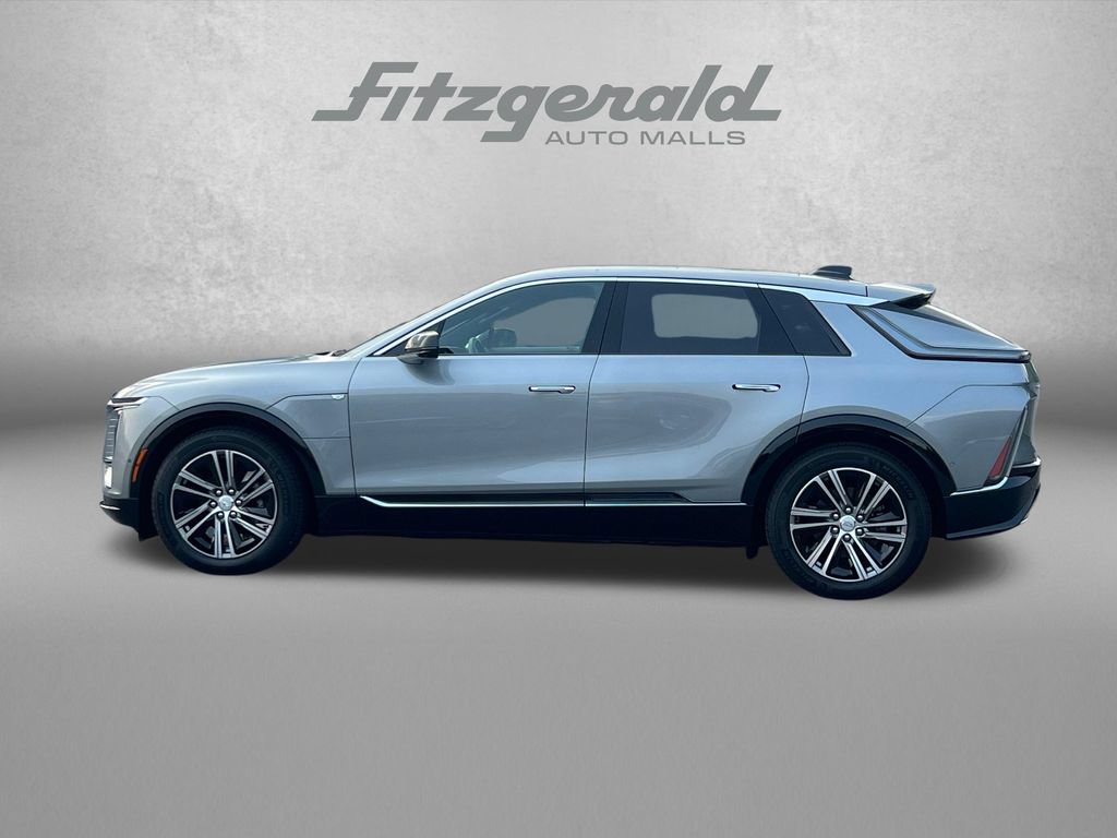 New 2026 Cadillac Lyriq Premium Luxury RWD image 5