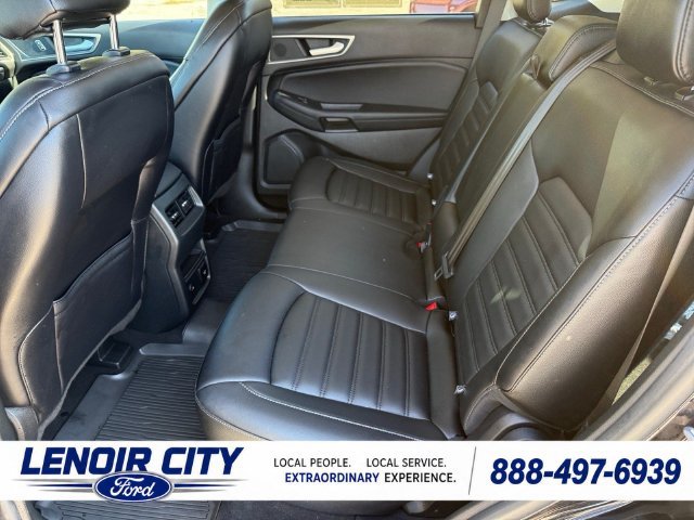 Certified 2024 Ford Edge SEL w/ Convenience Package AWD/4WD image 11