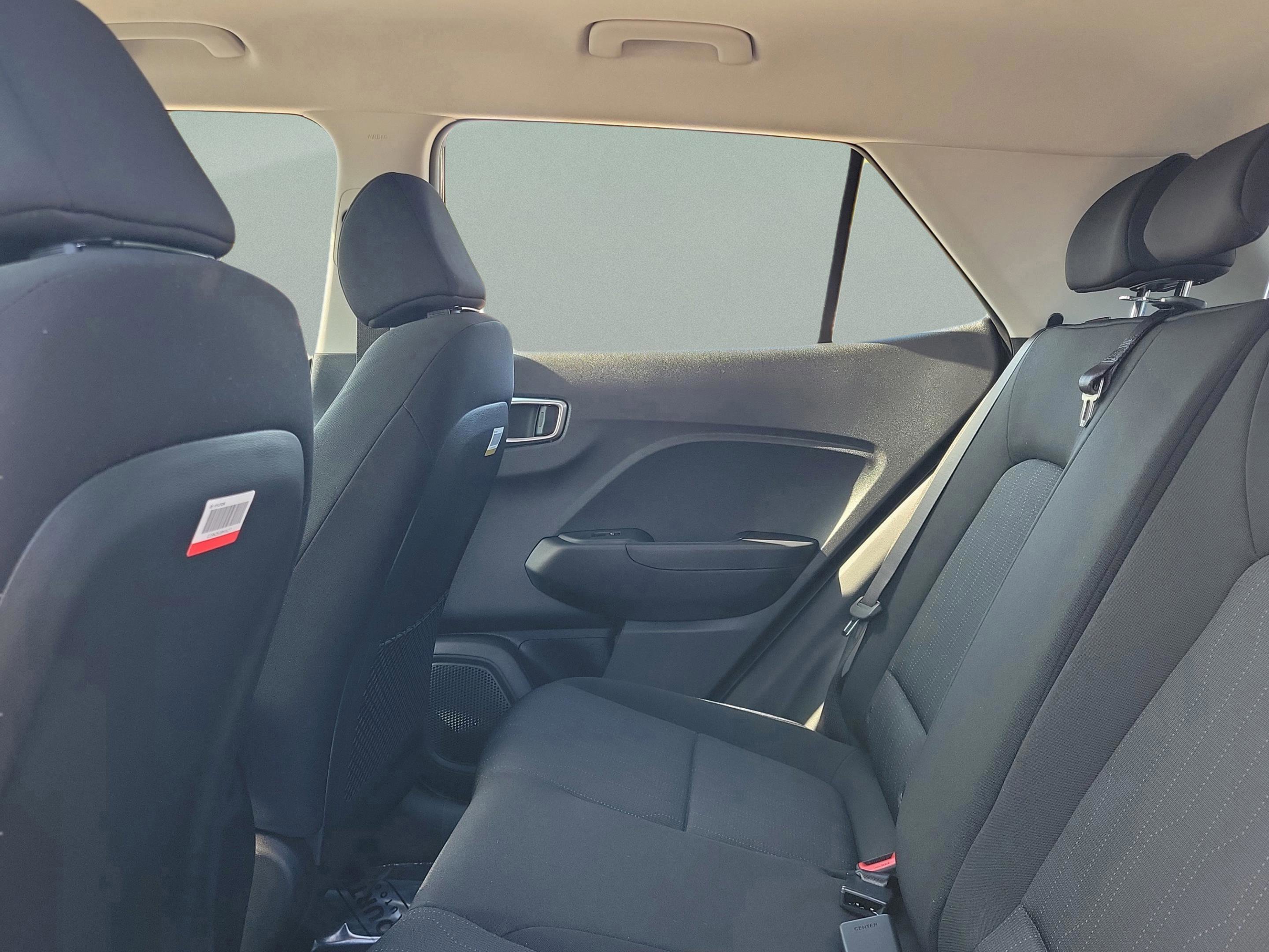 New 2026 Hyundai Venue SE image 27