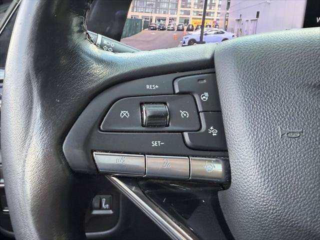 Used 2023 Cadillac Escalade ESV Sport AWD/4WD image 25