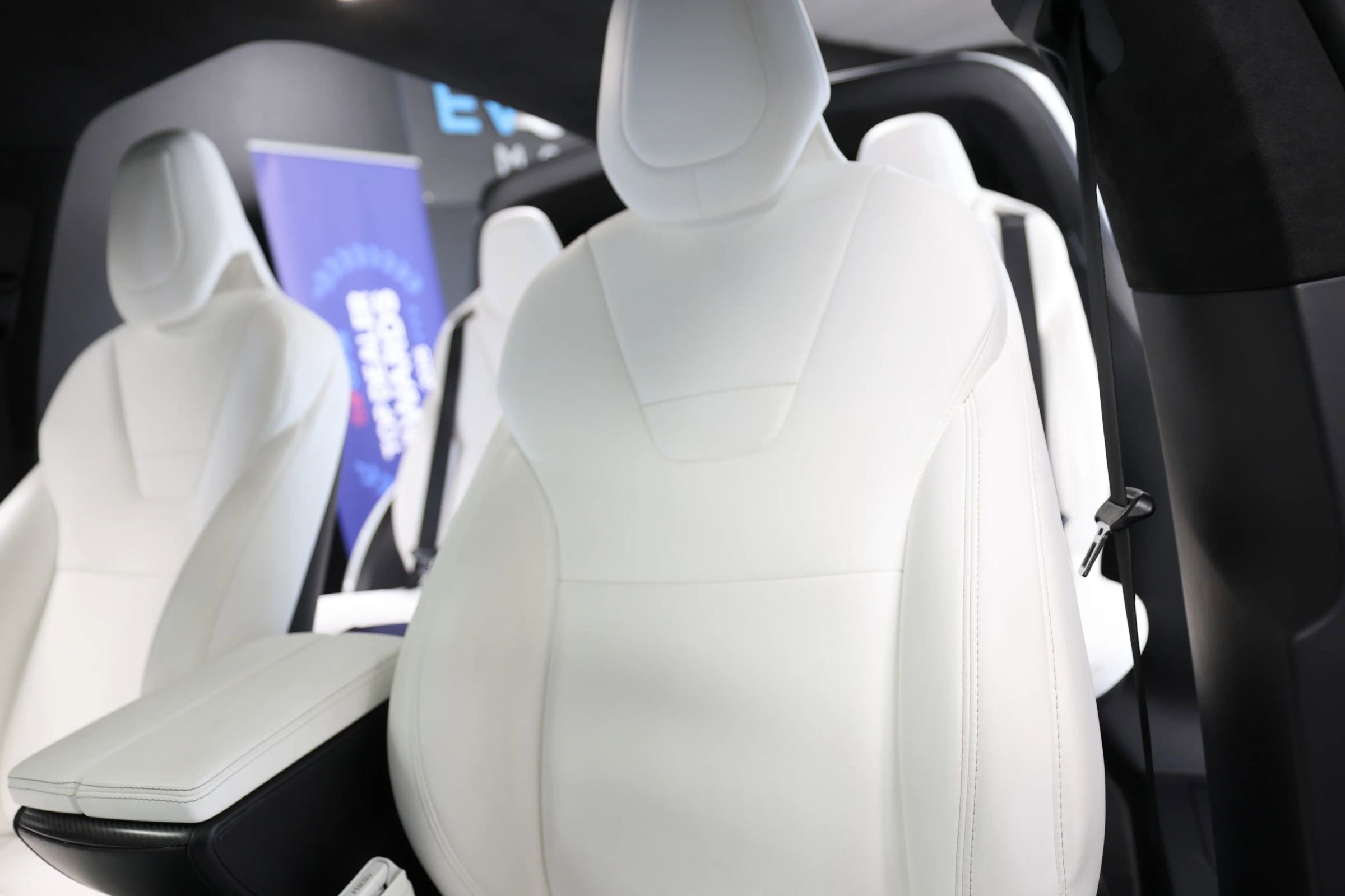 Used 2017 Tesla Model X 100D image 28