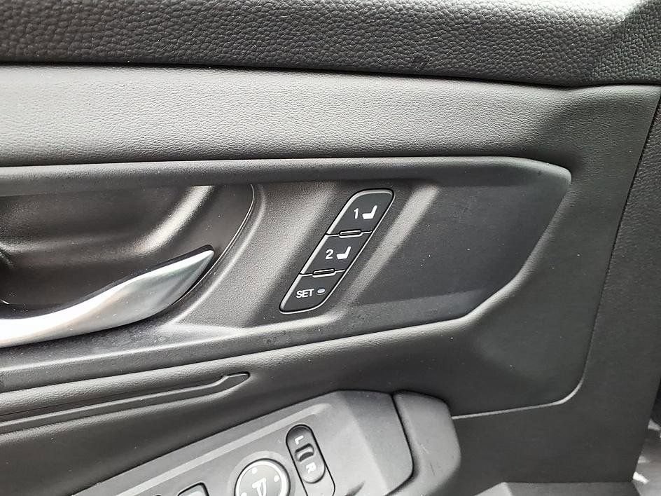 Certified 2025 Honda Accord EX-L image 13