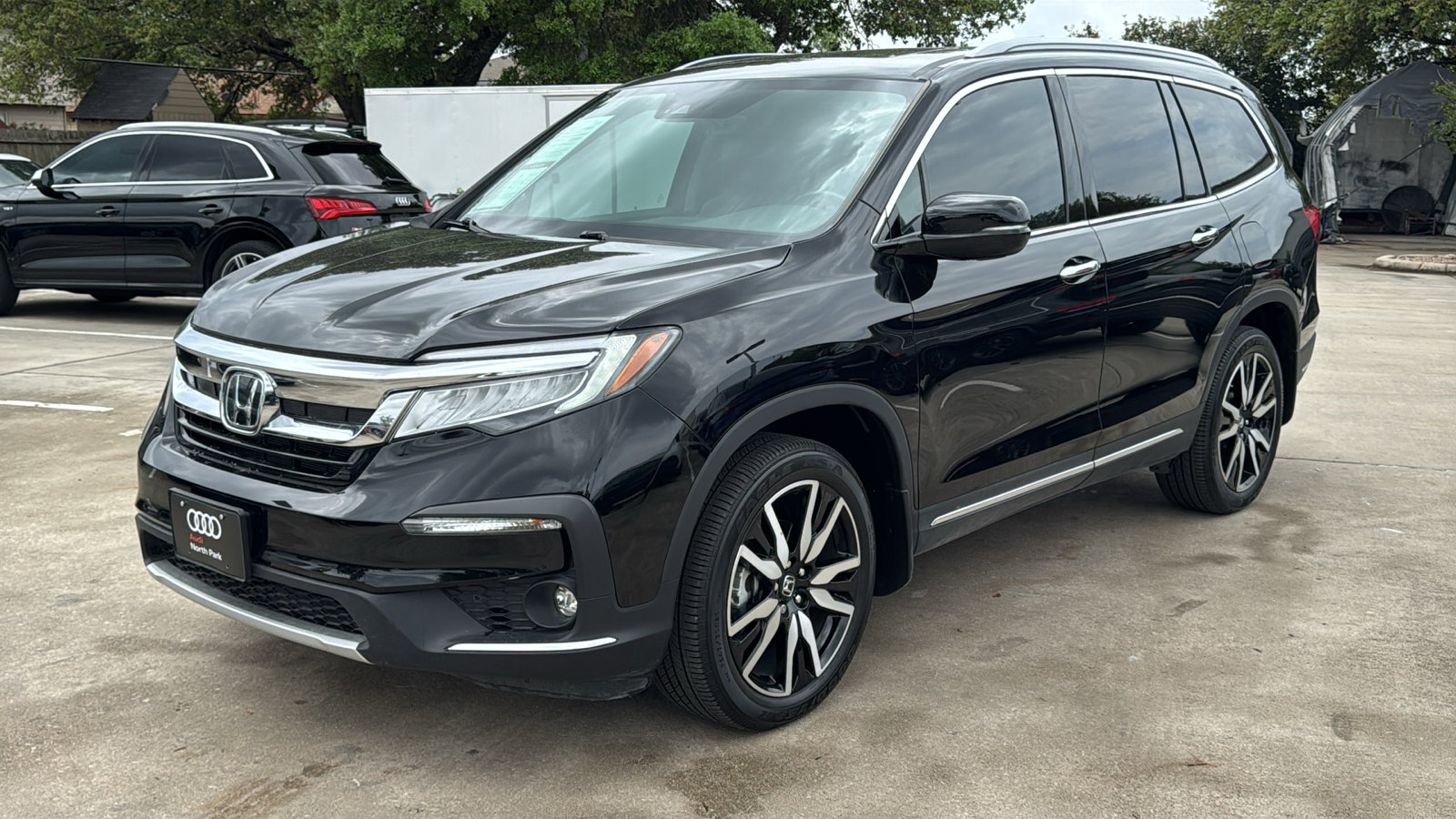 Used 2022 Honda Pilot Elite image 3
