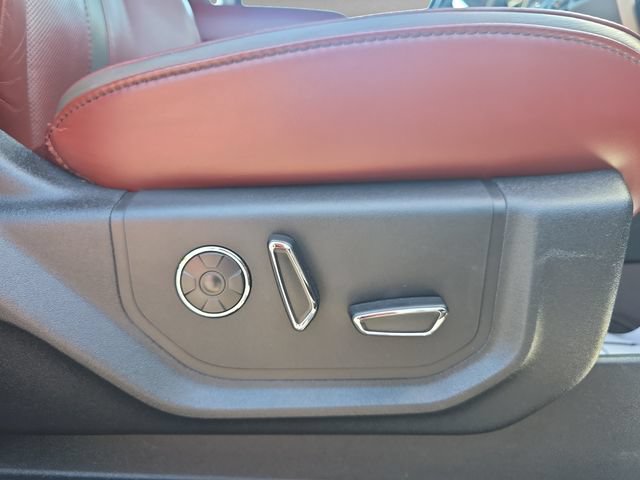 Used 2019 Ford F150 Platinum AWD/4WD image 16