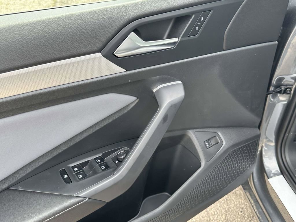 New 2026 Volkswagen Jetta SE image 13