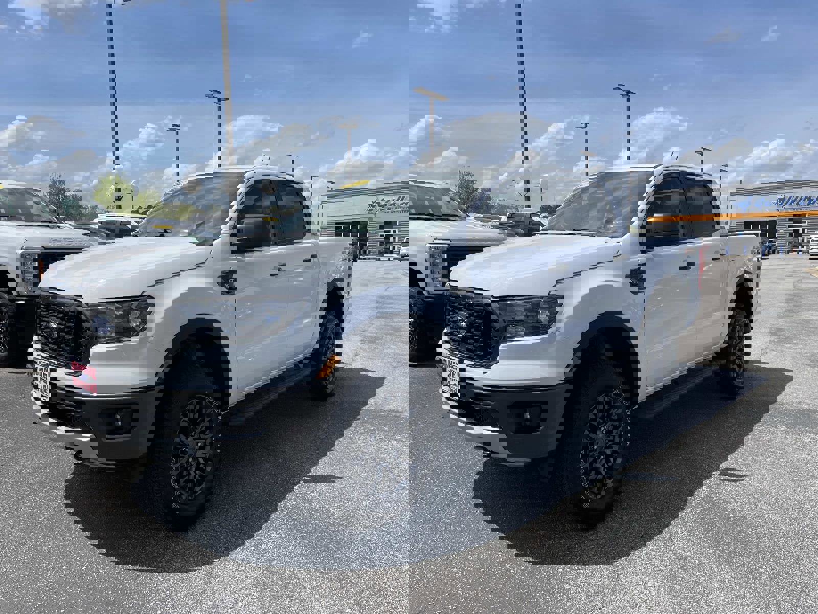 Used 2023 Ford Ranger XLT w/ Equipment Group 301A Mid image 9