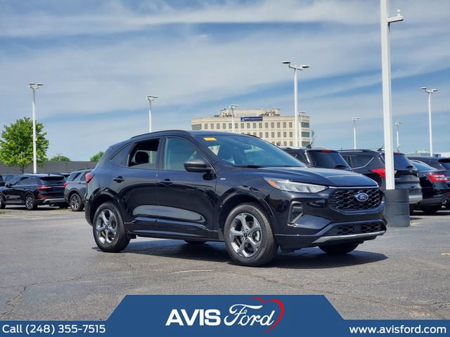 Used 2024 Ford Escape ST-Line AWD/4WD image 2