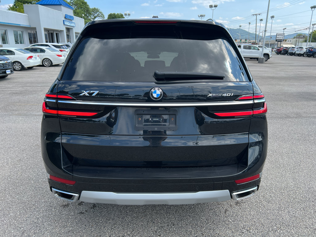 Used 2026 BMW X7 xDrive40i AWD/4WD image 6