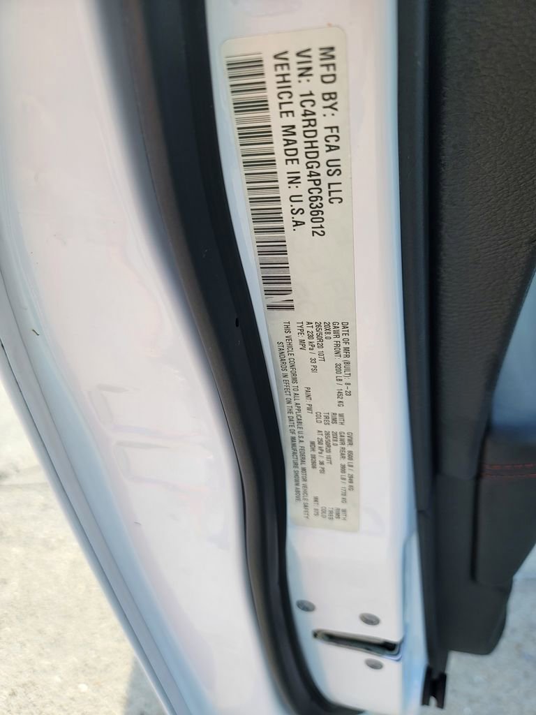 Used 2023 Dodge Durango GT RWD image 23