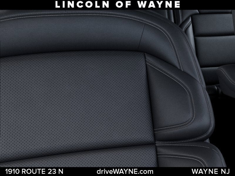 New 2027 Lincoln Navigator Reserve AWD/4WD image 17