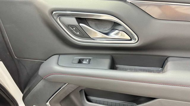 Used 2021 Chevrolet Tahoe RST w/ Luxury Package image 15