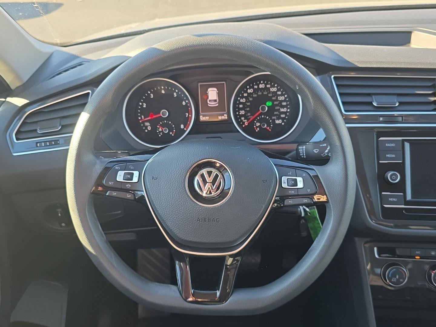 Used 2020 Volkswagen Tiguan S image 10