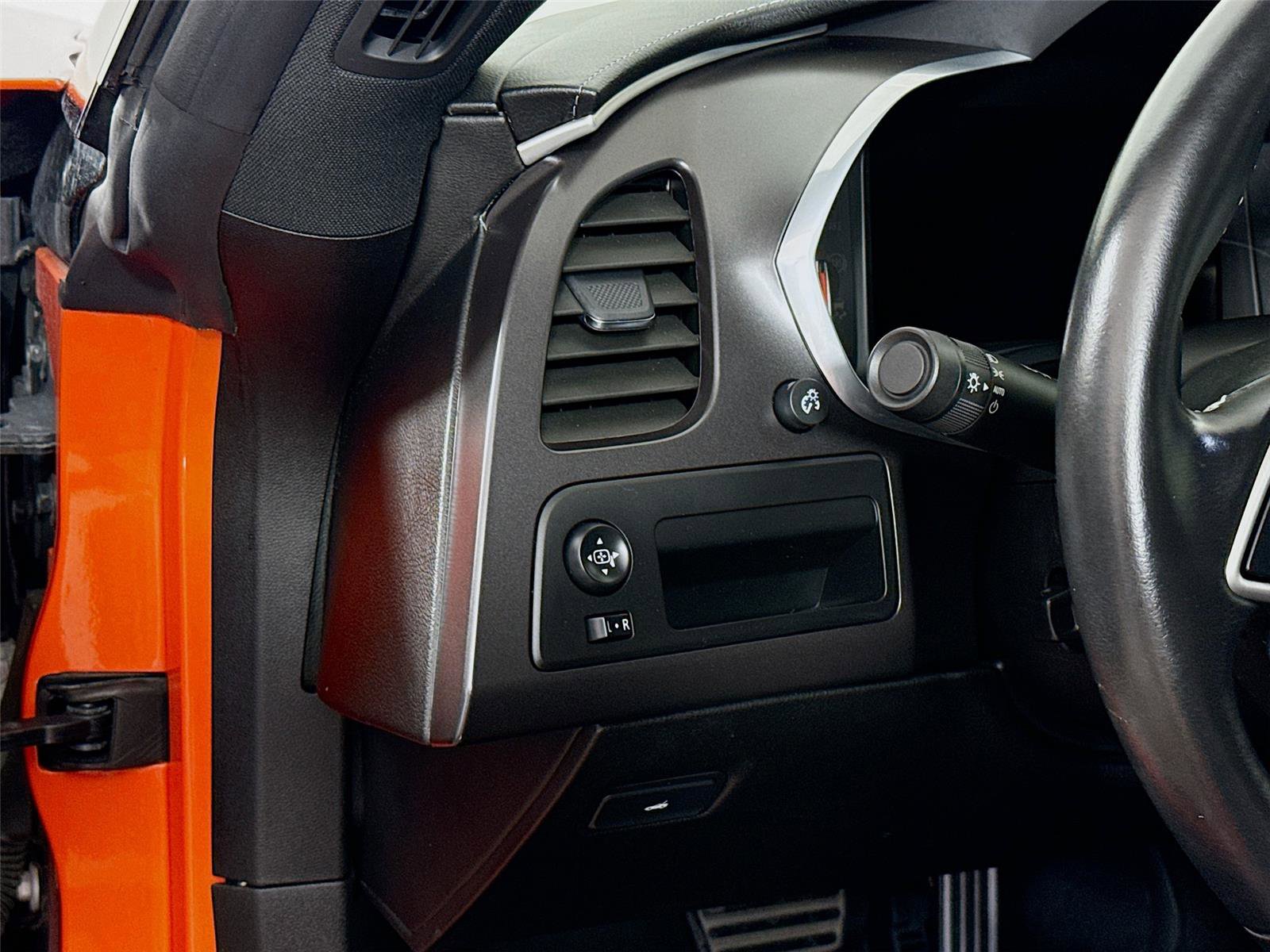 Used 2019 Chevrolet Corvette Stingray Coupe w/ 1LT image 18