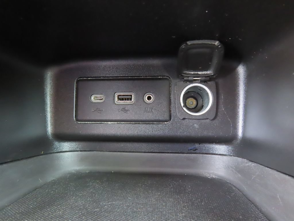Used 2020 Chevrolet Equinox LT FWD image 7