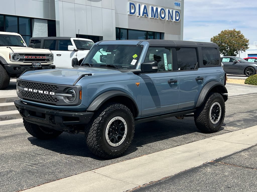 Used 2024 Ford Bronco Badlands AWD/4WD image 2