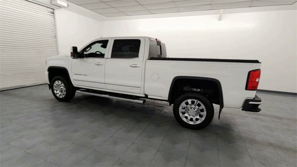 Used 2017 GMC Sierra 2500 Denali w/ Suspension Package, Off-Road image 6