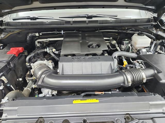 Used 2025 Nissan Frontier SV image 17