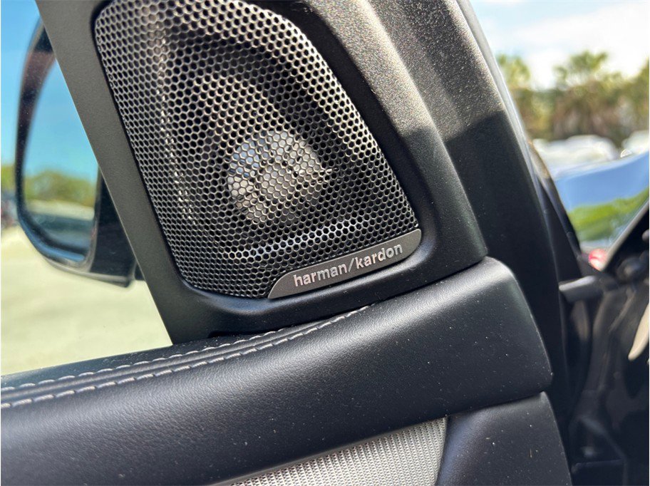 Used 2016 BMW X5 M image 28