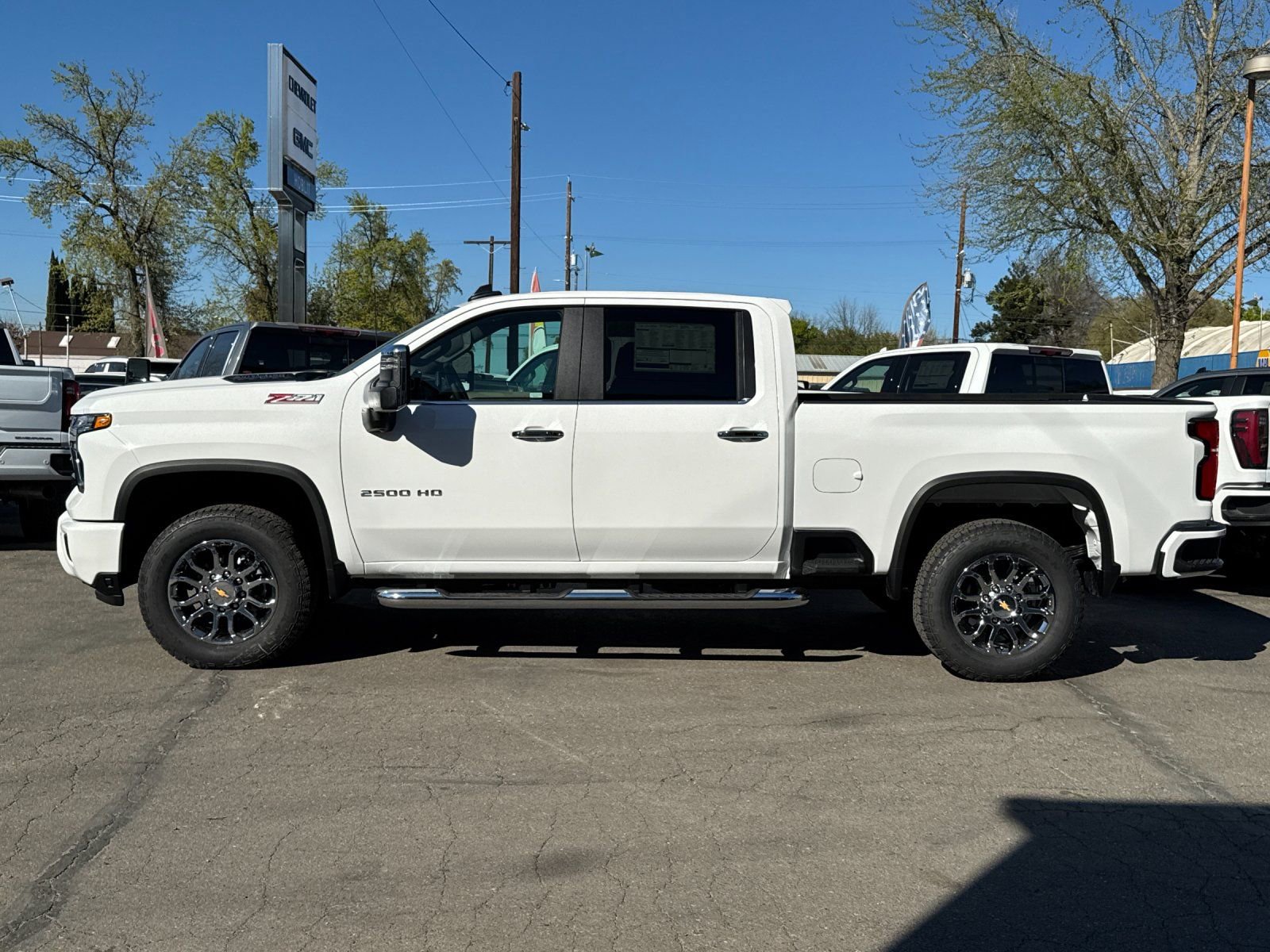New 2026 Chevrolet Silverado 2500 LT w/ Z71 Chrome Sport Edition AWD/4WD image 6