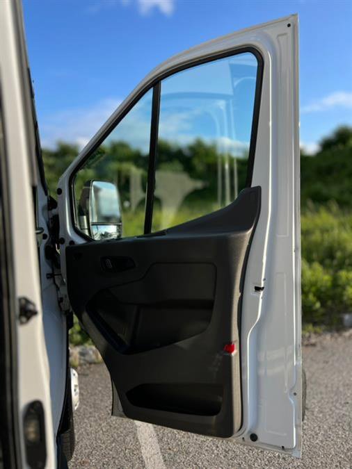 Used 2022 Ford Transit 250 148 High Roof AWD image 35