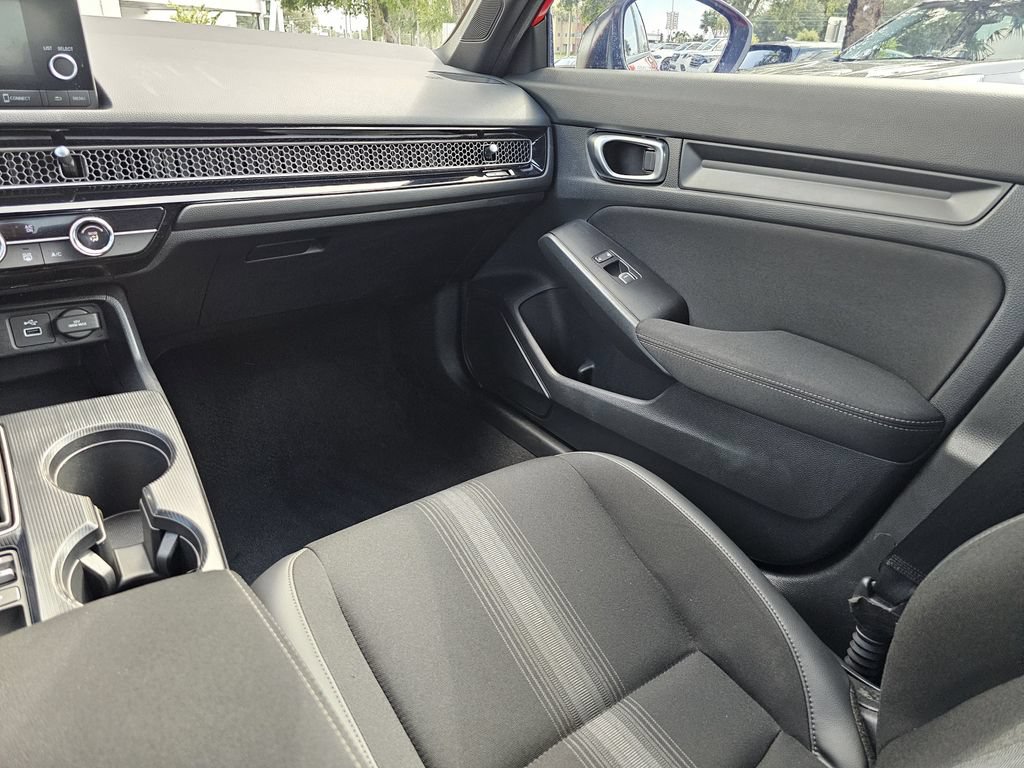 Used 2023 Honda Civic Sport image 14