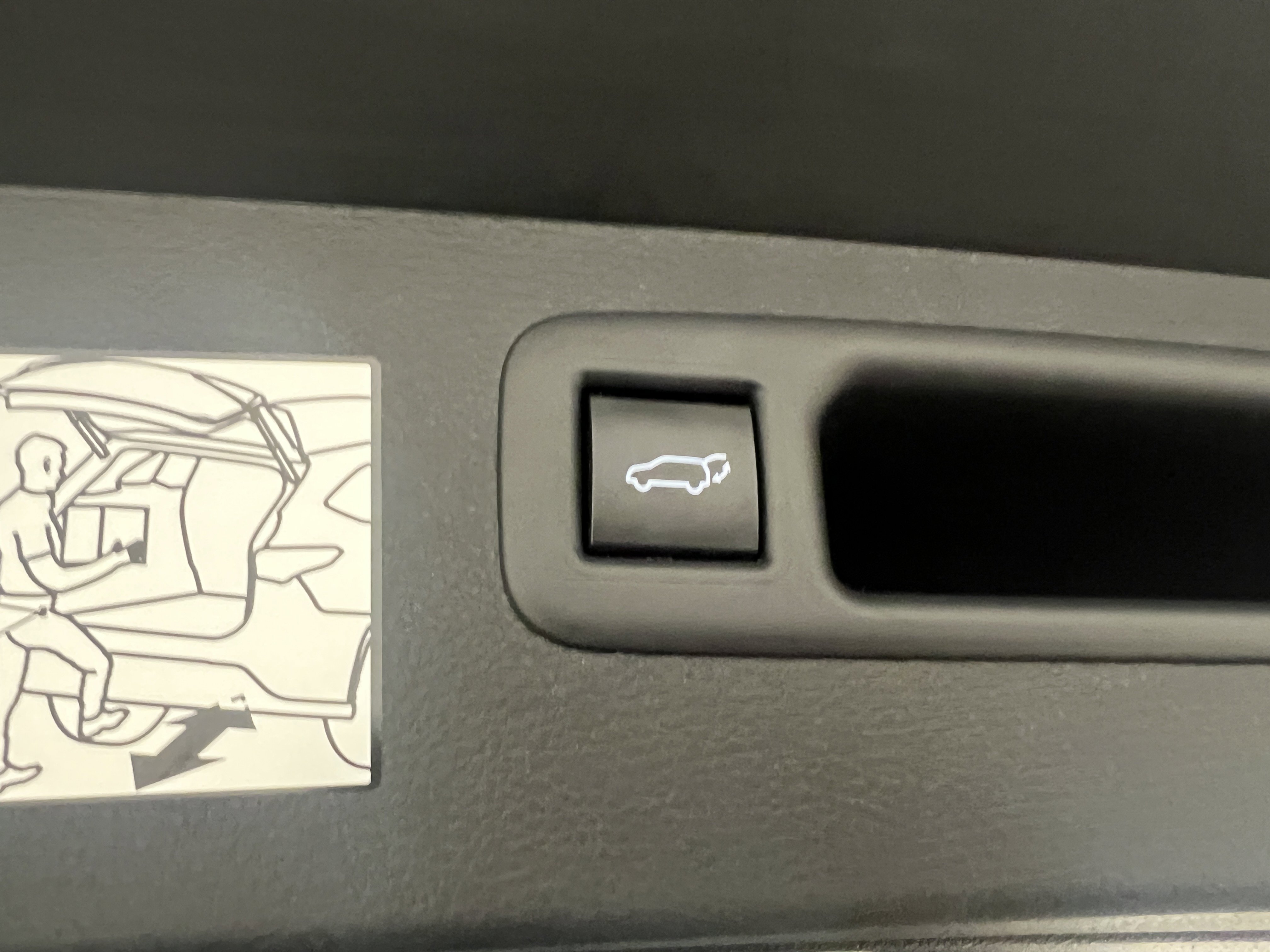 Used 2023 Toyota Highlander Limited image 30