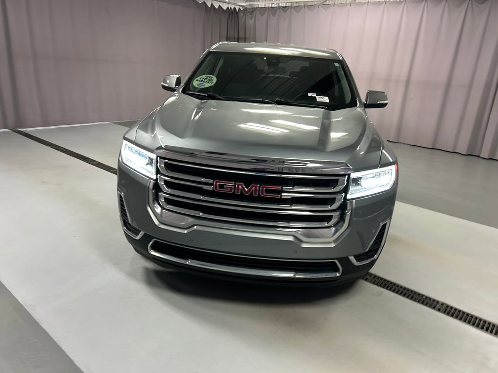 Used 2023 GMC Acadia SLE image 2