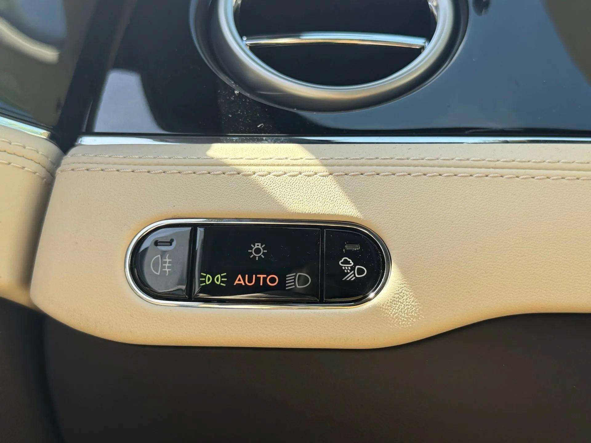 New 2026 Bentley Continental GTC AWD/4WD image 27