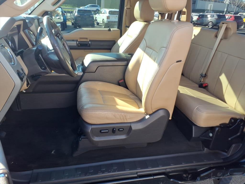 Used 2014 Ford F250 Lariat w/ Chrome Package image 6