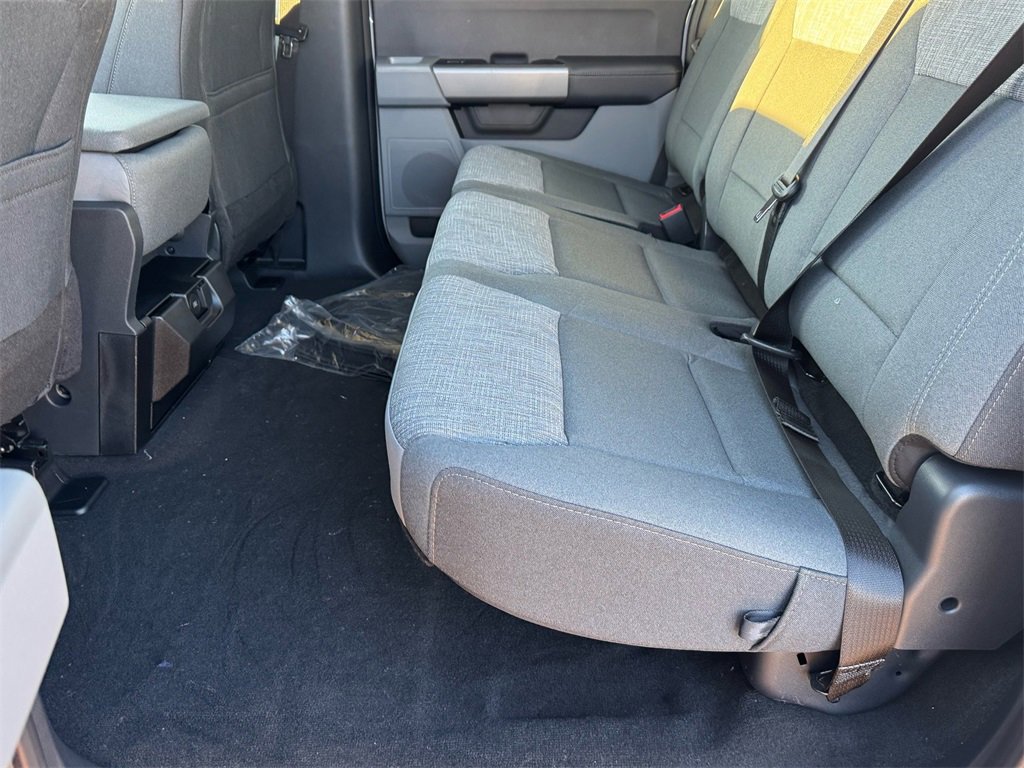 New 2026 Ford F250 XLT w/ FX4 Off-Road Package image 10