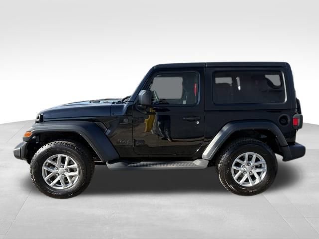Used 2023 Jeep Wrangler Sport S image 12