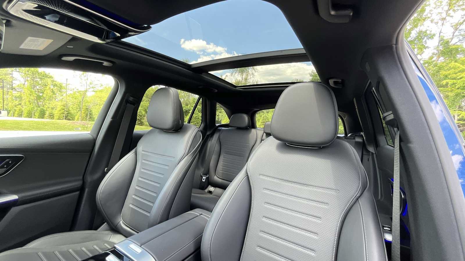 New 2026 Mercedes-Benz GLC 300 4MATIC image 9