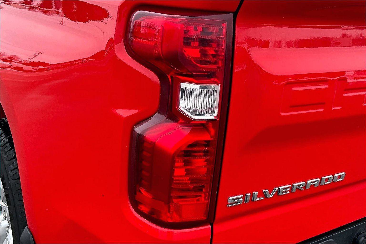 Used 2020 Chevrolet Silverado 1500 LT w/ All-Star Edition image 31