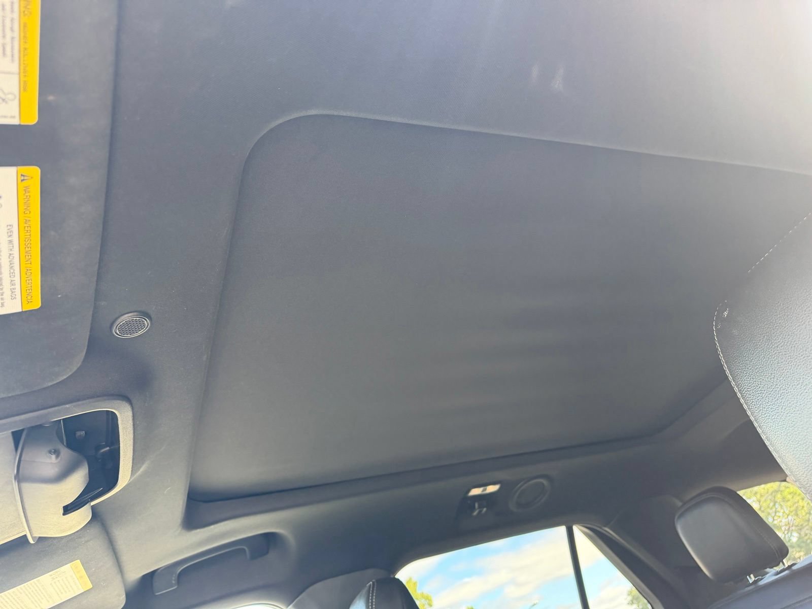 Used 2020 Ford Explorer XLT w/ Equipment Group 202A AWD/4WD image 14