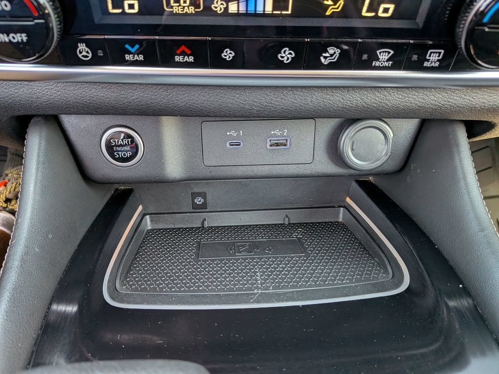 Used 2021 Nissan Rogue Platinum FWD image 35